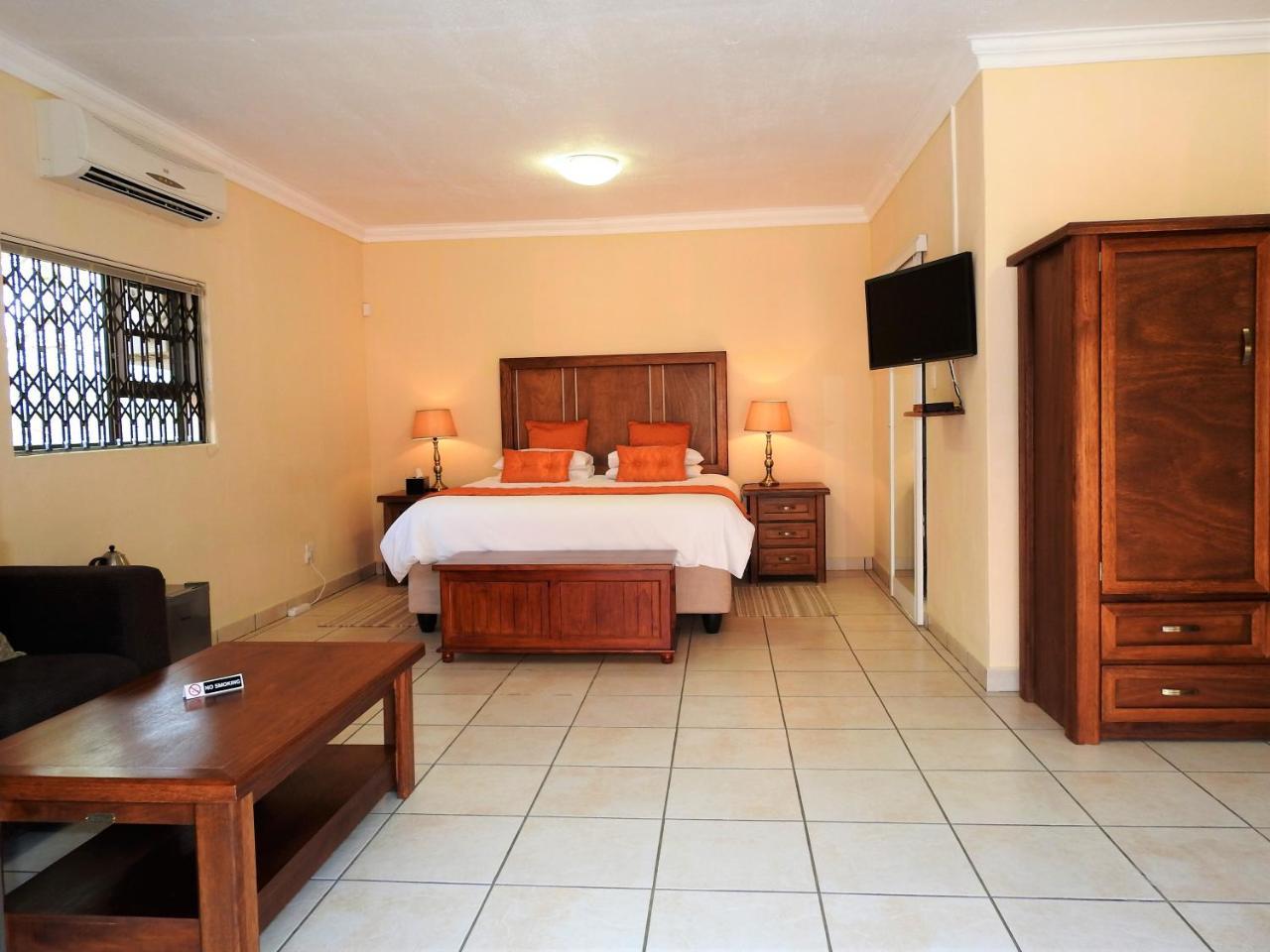 Ubuntu Bed And Breakfast Marloth Park Exteriör bild